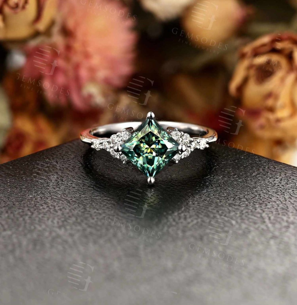 Picture of: Best Disney-Inspired Engagement Rings