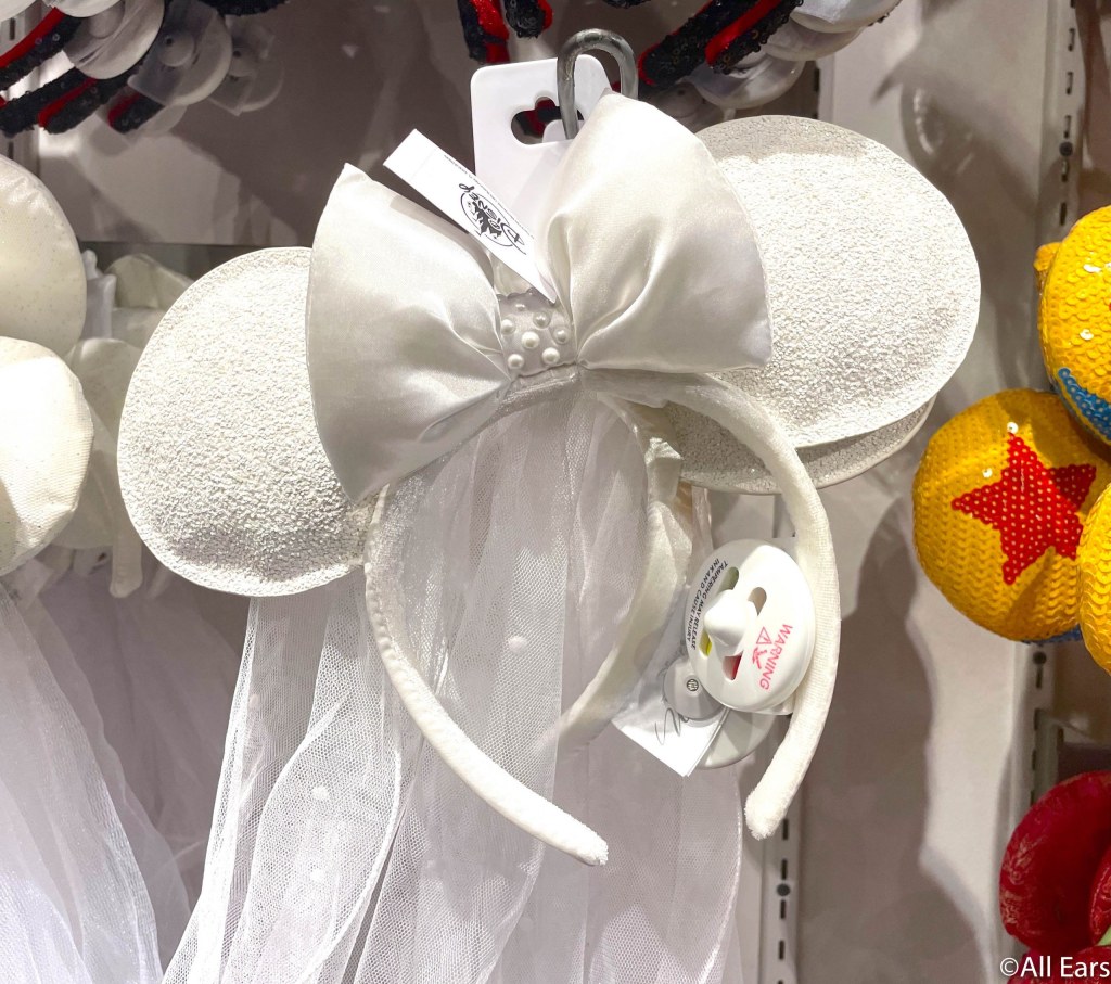 Picture of: Calling All Disney Brides! NEW Minnie Wedding Ears Are Available