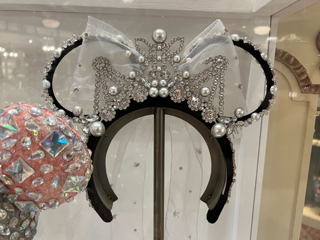 Picture of: New $ Vera Wang Tiara Ear Headband Sparkles in Walt Disney