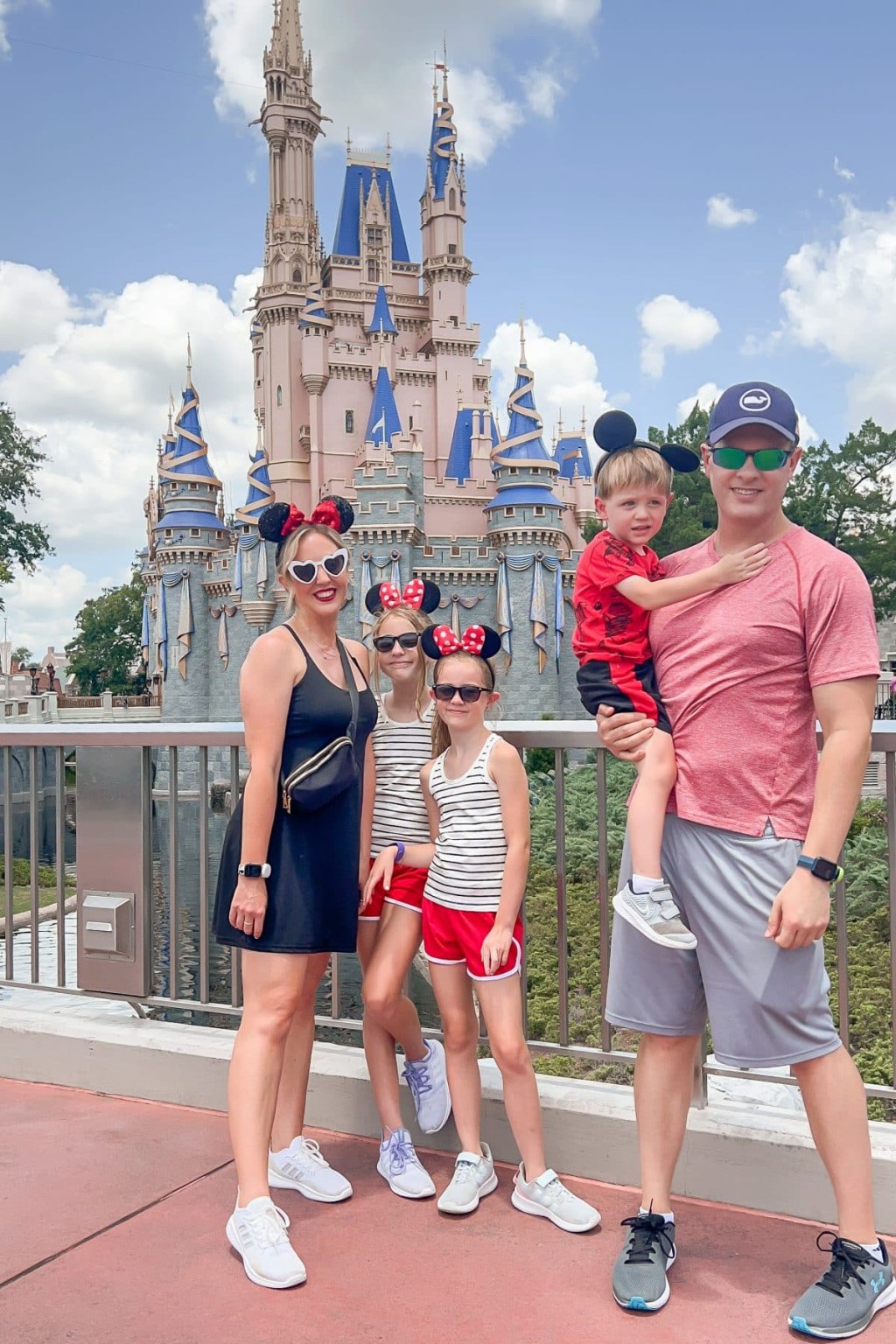 Picture of: Summer Disney World Outfits & Must-Haves for Florida Weather