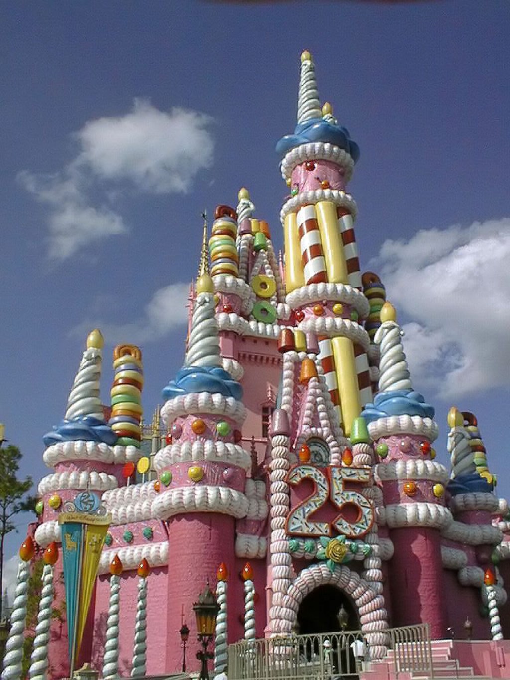 Picture of: Walt Disney World th Anniversary Cinderella Castle Cake Mug