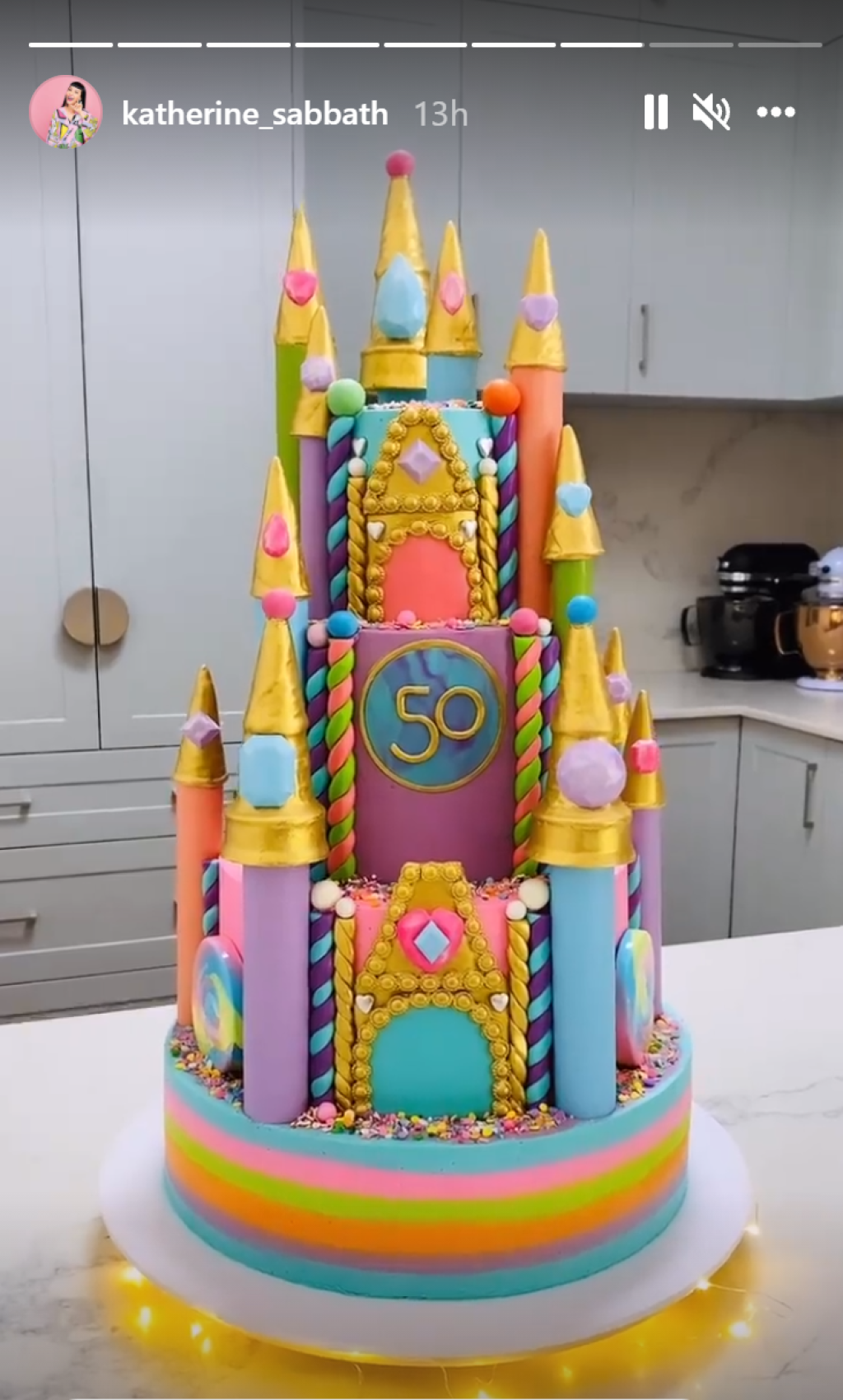 Picture of: You’ve got to see this cake Katherine Sabbath created to celebrate